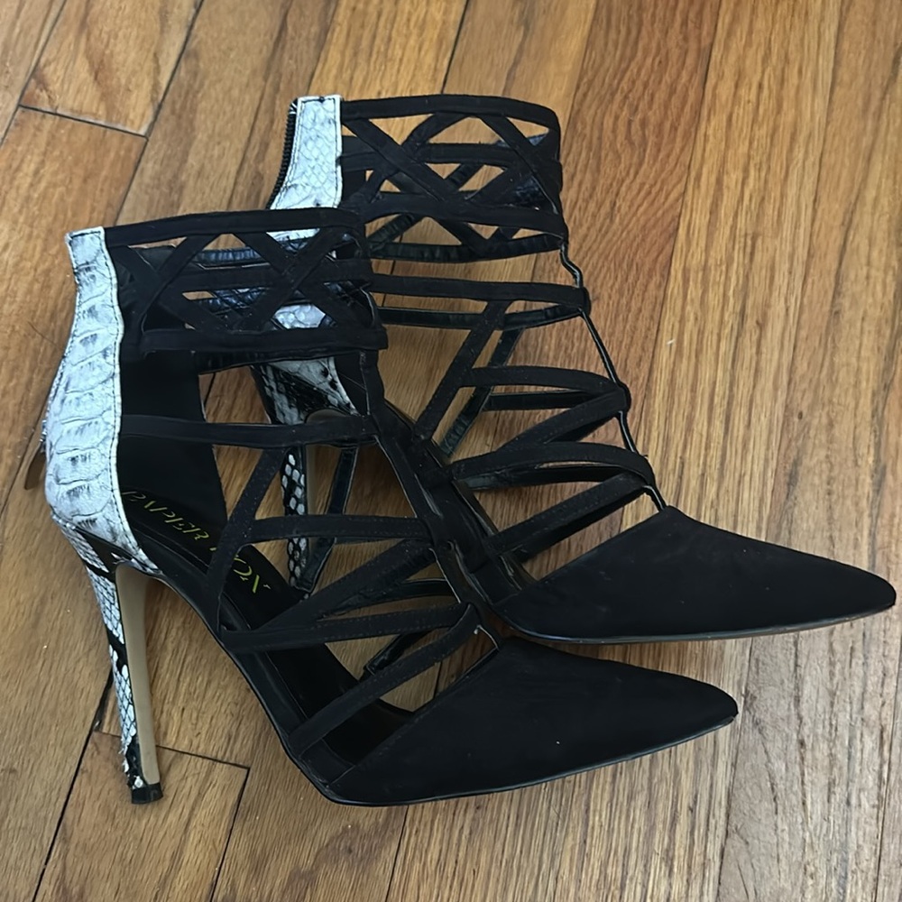 Paper Fox Heels - Picture 4 of 5